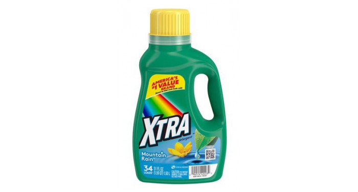 XTRA 51 oz. Laundry Detergent Mountain Rain Scent 