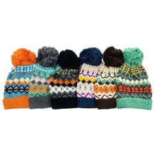 Knitted Hat with Pom 